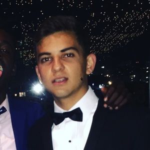 Meet your Posher, Emilio